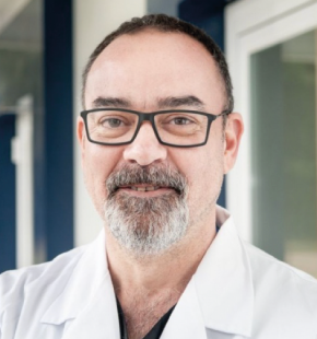 Dr. Abejón