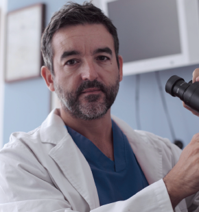 Dr. Lapuente